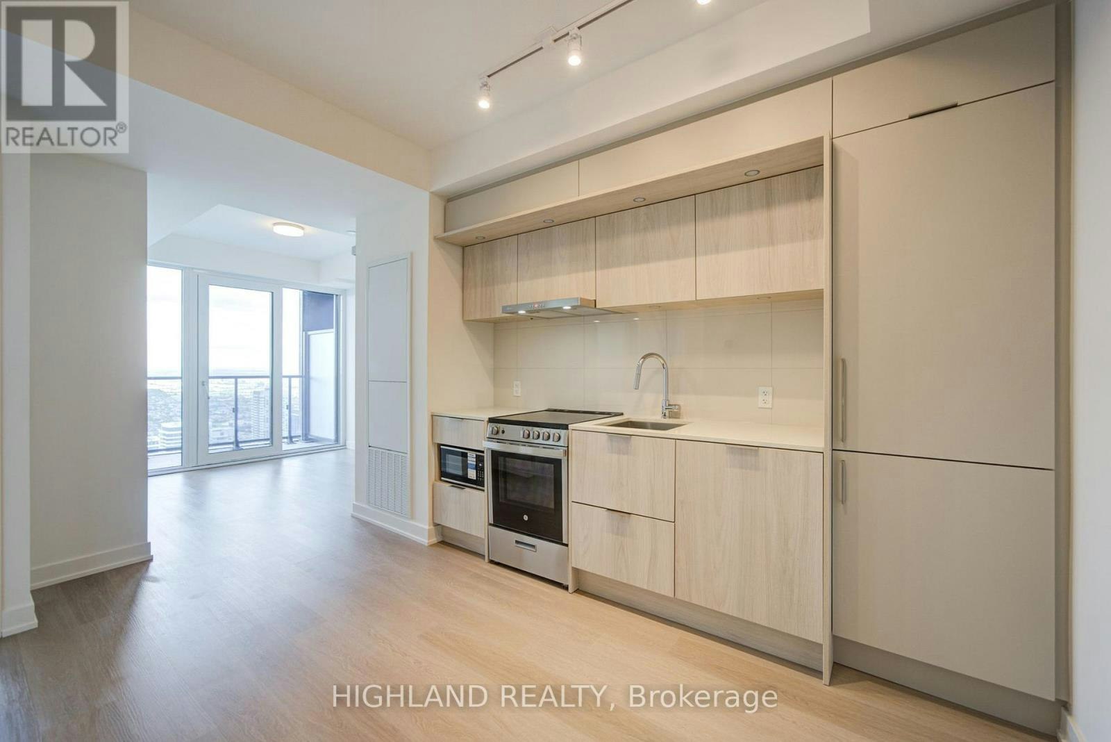 6203-448 Burnhamthorpe Road W, Mississauga, ON, L5B 0R4 - 5