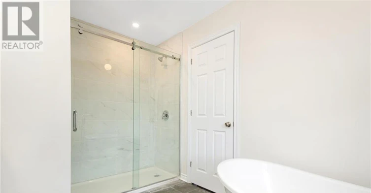 183 Presland Road, Ottawa, ON, K1K 2C1 - 9
