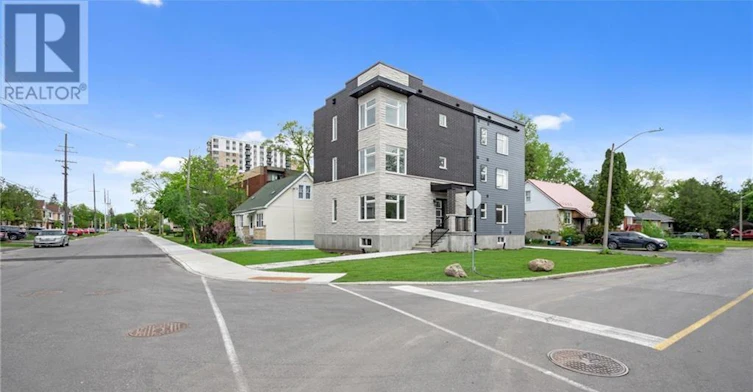 183 Presland Road, Ottawa, ON, K1K 2C1