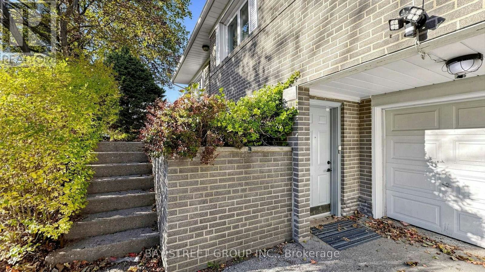 104 Mcnicoll Avenue, Toronto, ON, M2H 2B5 - 4