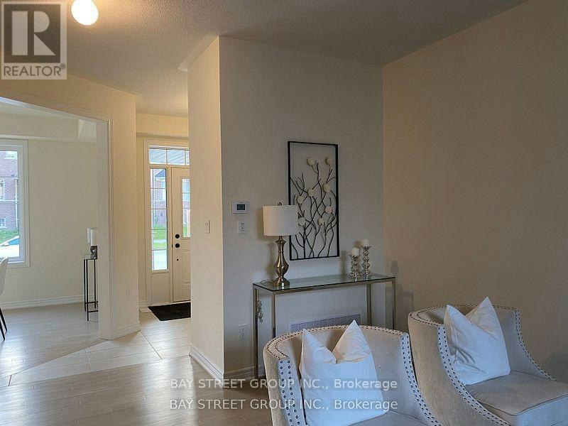 315 Coronation Road, Whitby, ON, L1P 0P8 - 7