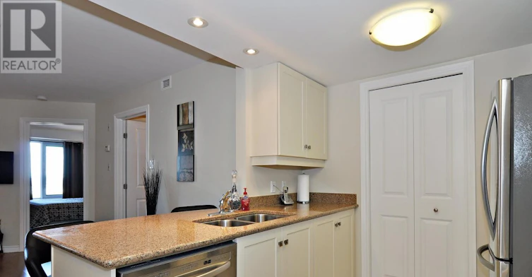 908-314 Central Park Drive, Ottawa, ON, K2C 0R2 - 4