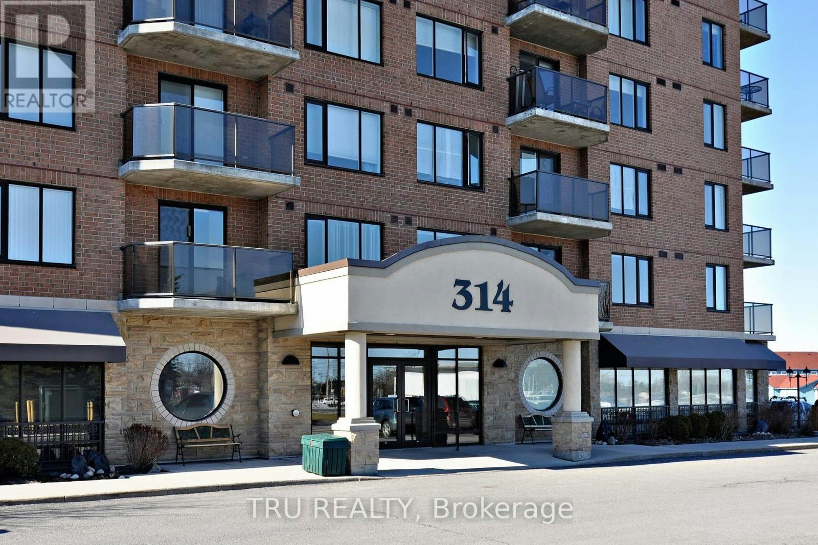 908-314 Central Park Drive, Ottawa, ON, K2C 0R2 - 2
