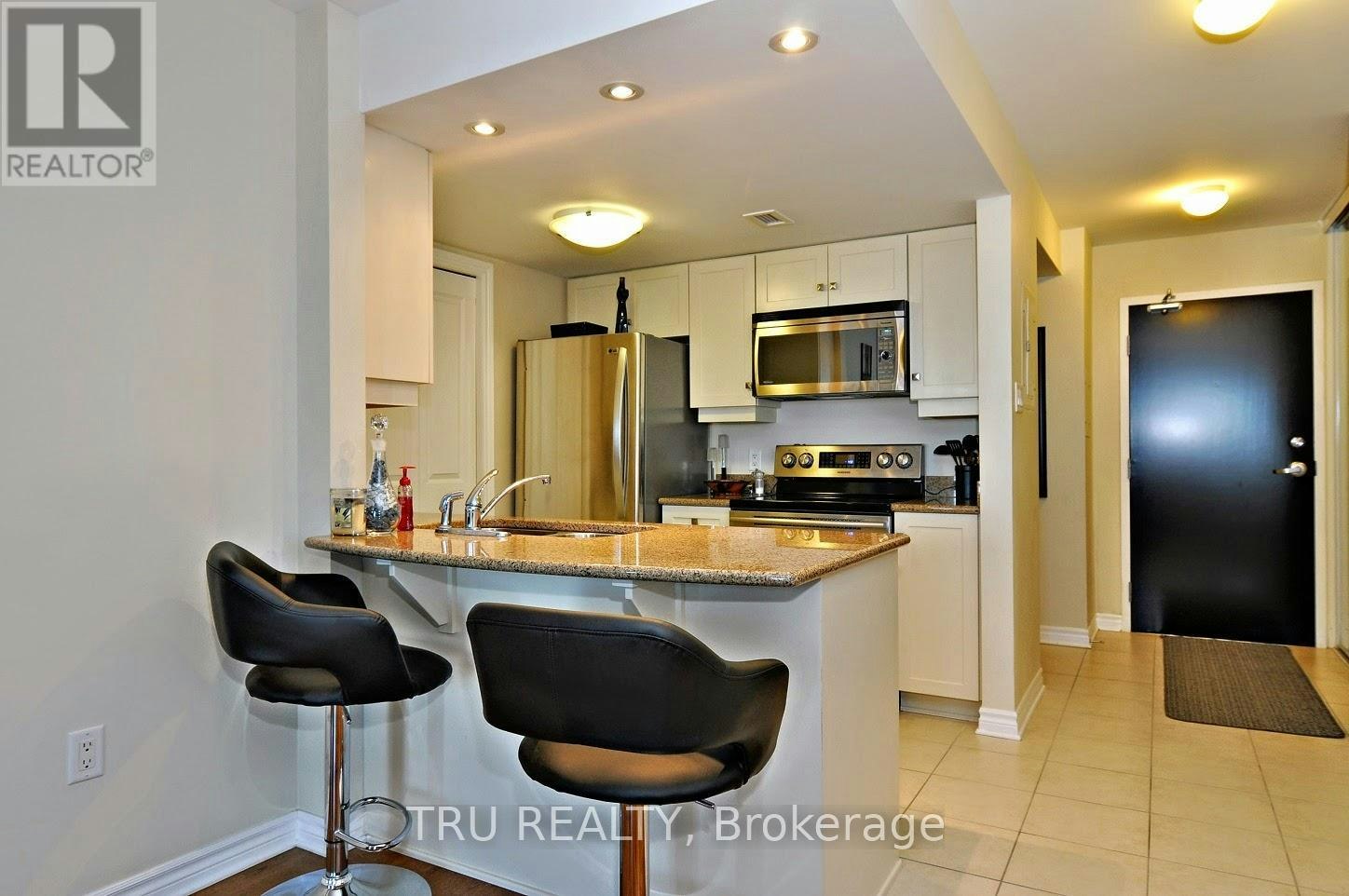 908-314 Central Park Drive, Ottawa, ON, K2C 0R2 - 11