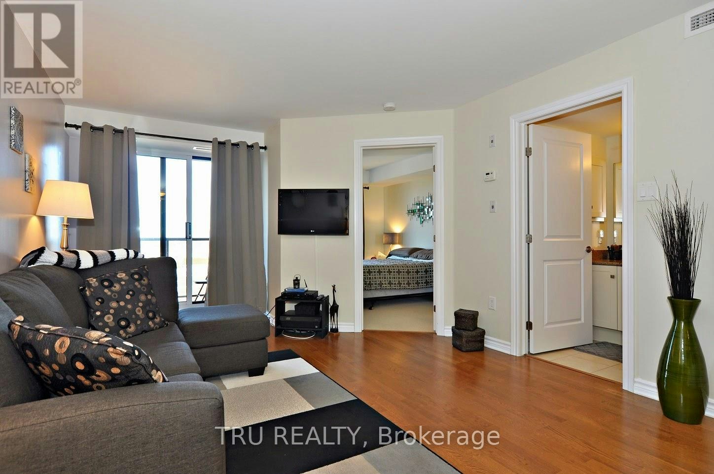 908-314 Central Park Drive, Ottawa, ON, K2C 0R2 - 7