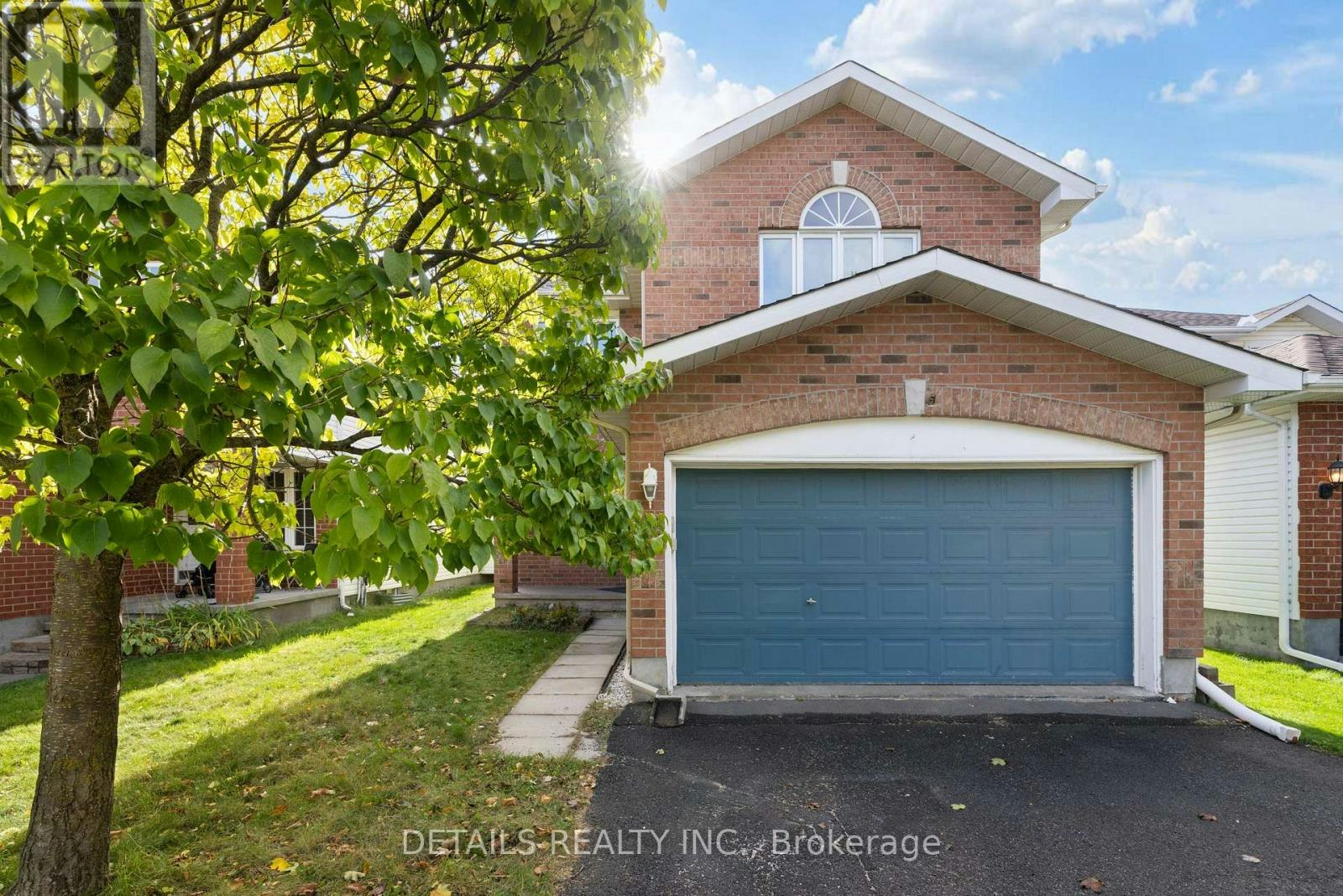 106 Woodgate Way, Ottawa, ON, K2J 4E5