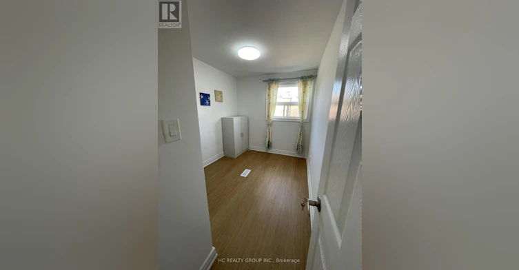 UPPER-48 Torrens Avenue, Toronto, ON, M4K 2H8 - 7