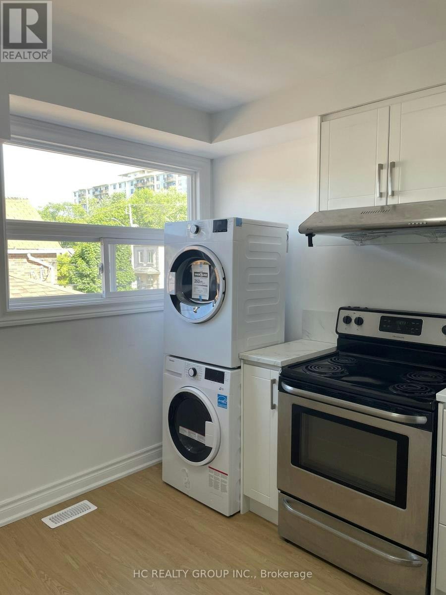 UPPER-48 Torrens Avenue, Toronto, ON, M4K 2H8 - 10