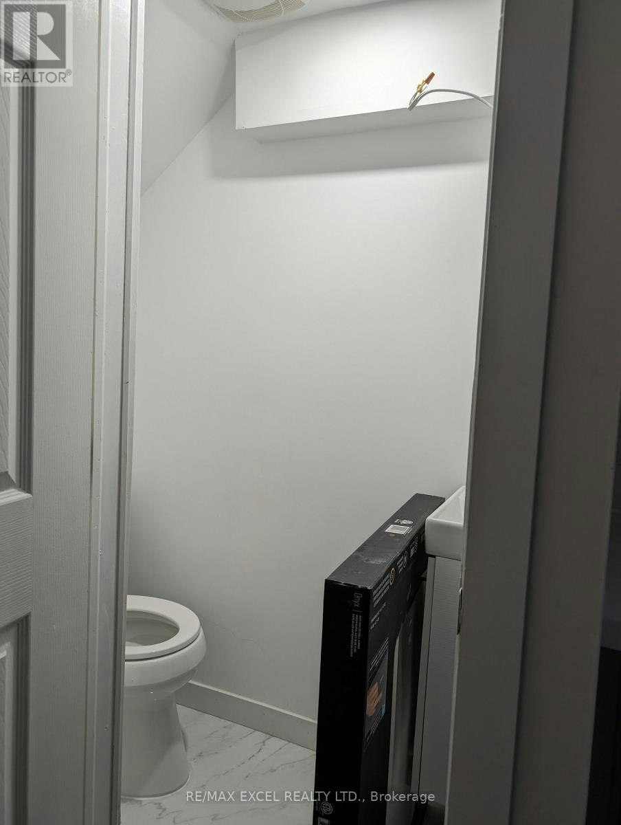 BSMT-50 Dariole Drive, Richmond Hill, ON, L4E 0Z2 - 9