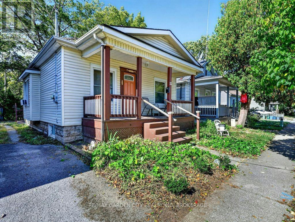 15 Rodman Street, St. Catharines, ON, L2R 5C9