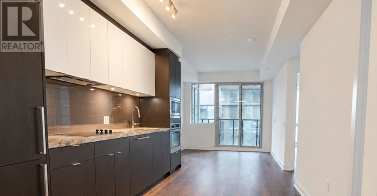 907-115 Blue Jays Way, Toronto, ON, M5V 0N4 - 2