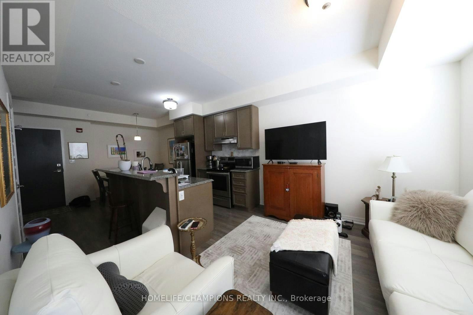 612-2 Adam Sellers Street, Markham, ON, L6B 1P2 - 9