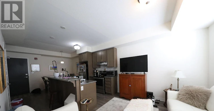 612-2 Adam Sellers Street, Markham, ON, L6B 1P2 - 9