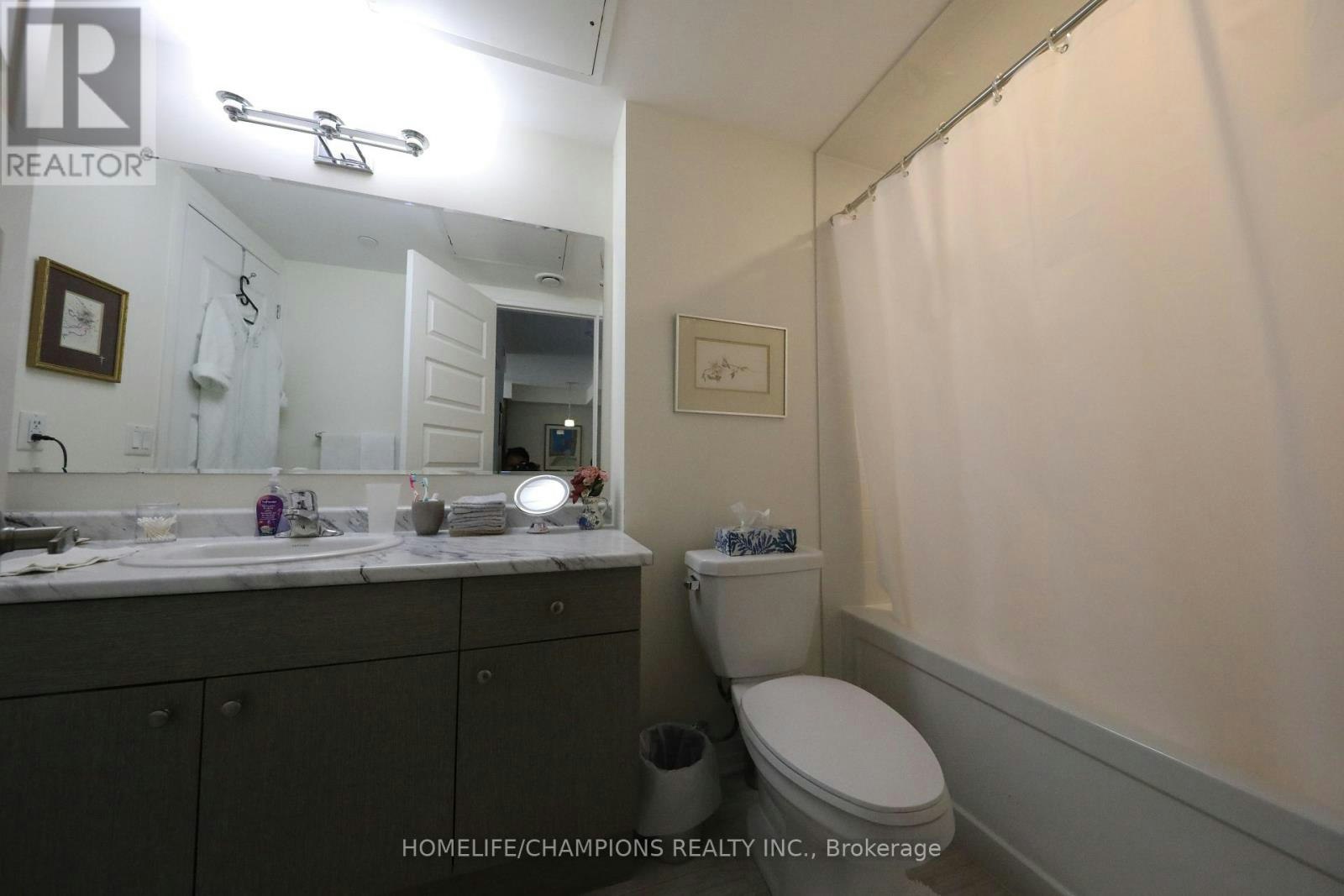 612-2 Adam Sellers Street, Markham, ON, L6B 1P2 - 4