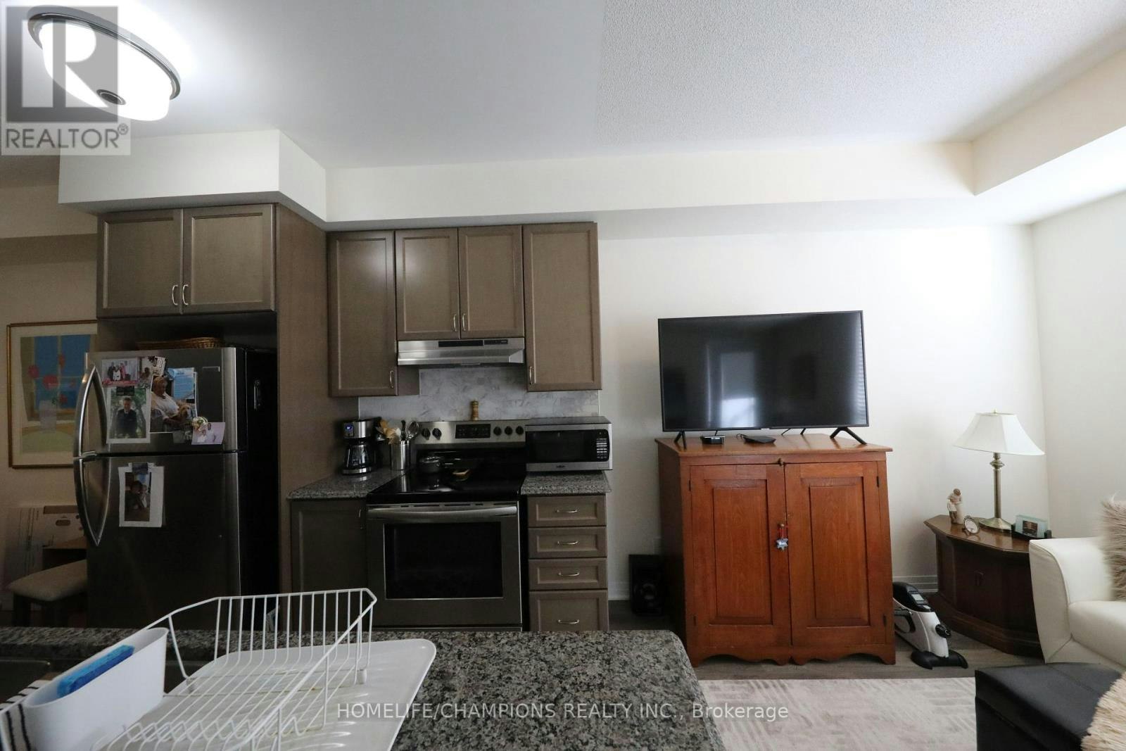 612-2 Adam Sellers Street, Markham, ON, L6B 1P2 - 10