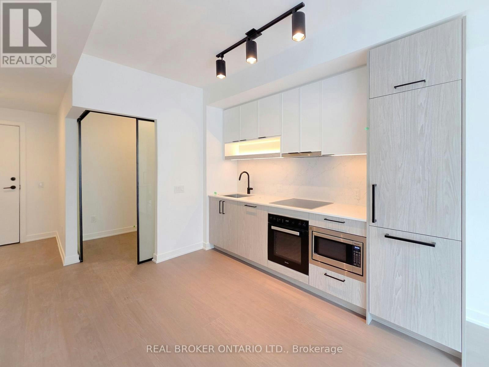 1722-89 Montclair Avenue, Toronto, ON, M5P 0A9 - 5