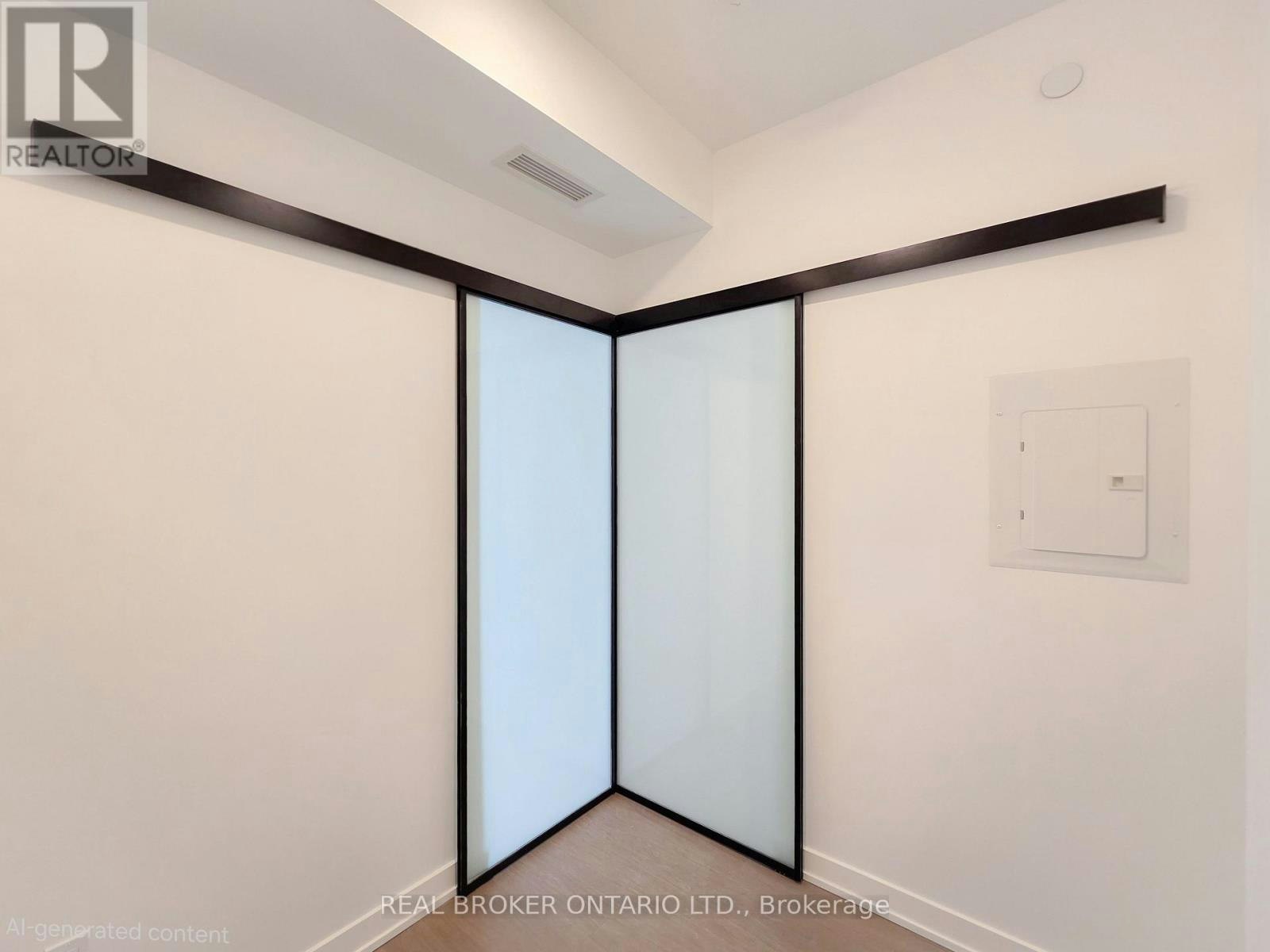 1722-89 Montclair Avenue, Toronto, ON, M5P 0A9 - 17