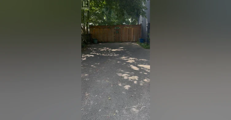 PRIME BEDROOM-3369 St Paul Avenue, Niagara Falls, ON, L2J 2M3 - 9