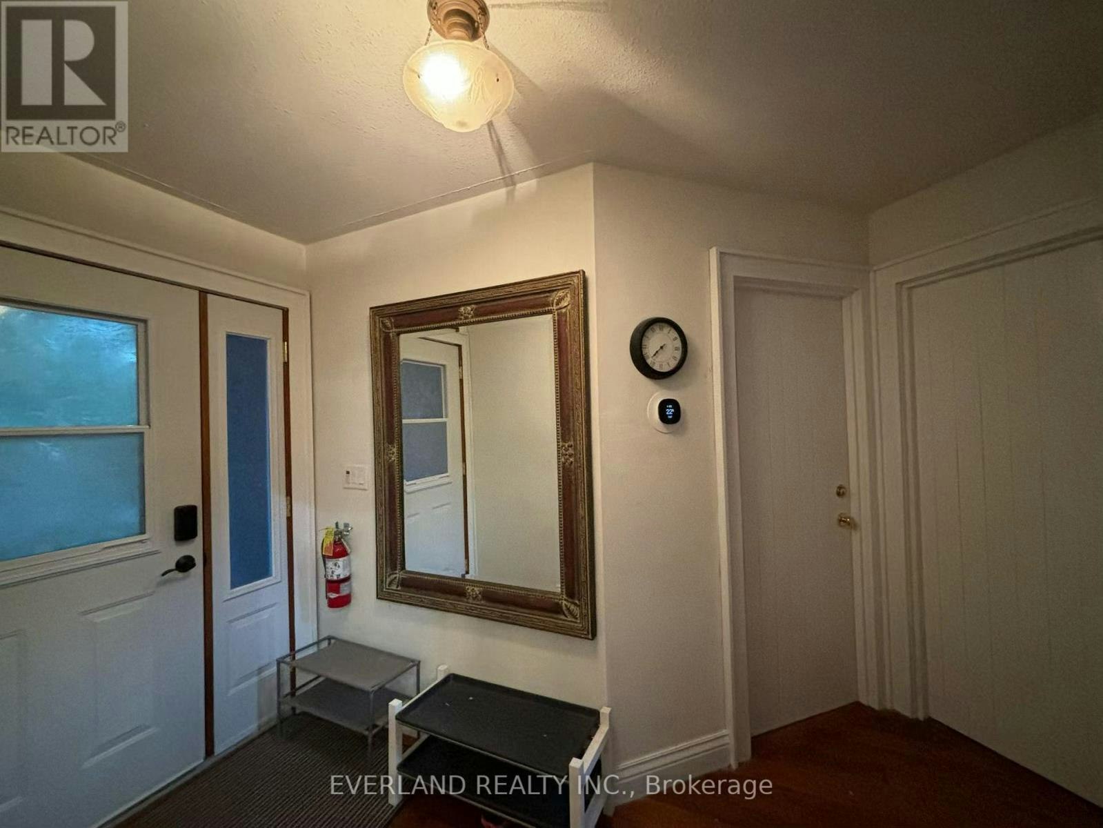 PRIME BEDROOM-3369 St Paul Avenue, Niagara Falls, ON, L2J 2M3 - 17