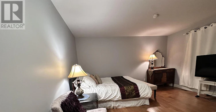 PRIME BEDROOM-3369 St Paul Avenue, Niagara Falls, ON, L2J 2M3 - 4