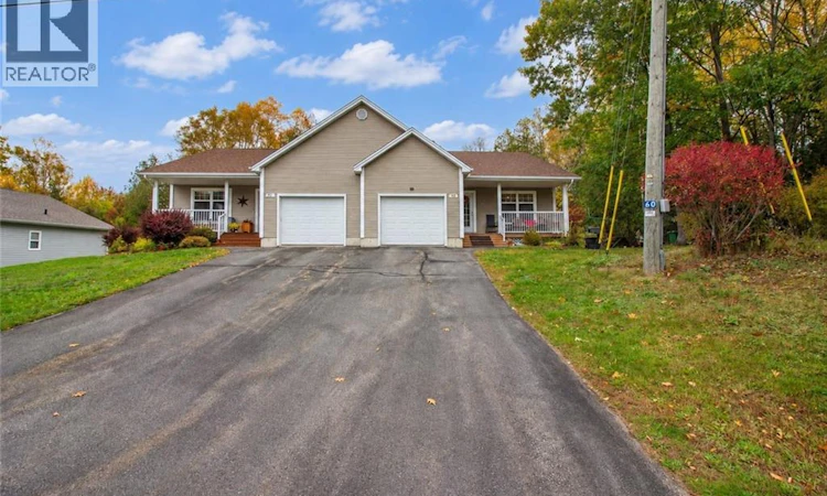 60 Walker Crescent