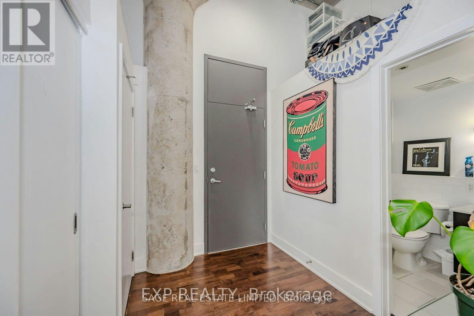 403-637 Lake Shore Boulevard W, Toronto, ON, M5V 3J6 - 2