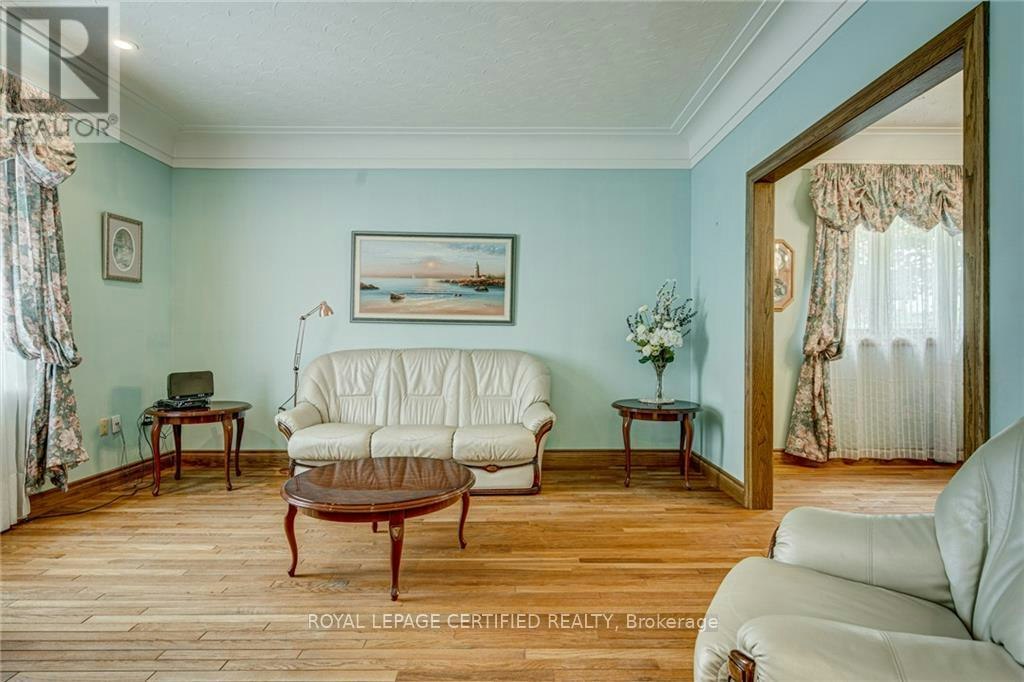 UPPER-1210 Upper Paradise Road, Hamilton, ON, L9B 2N9 - 4
