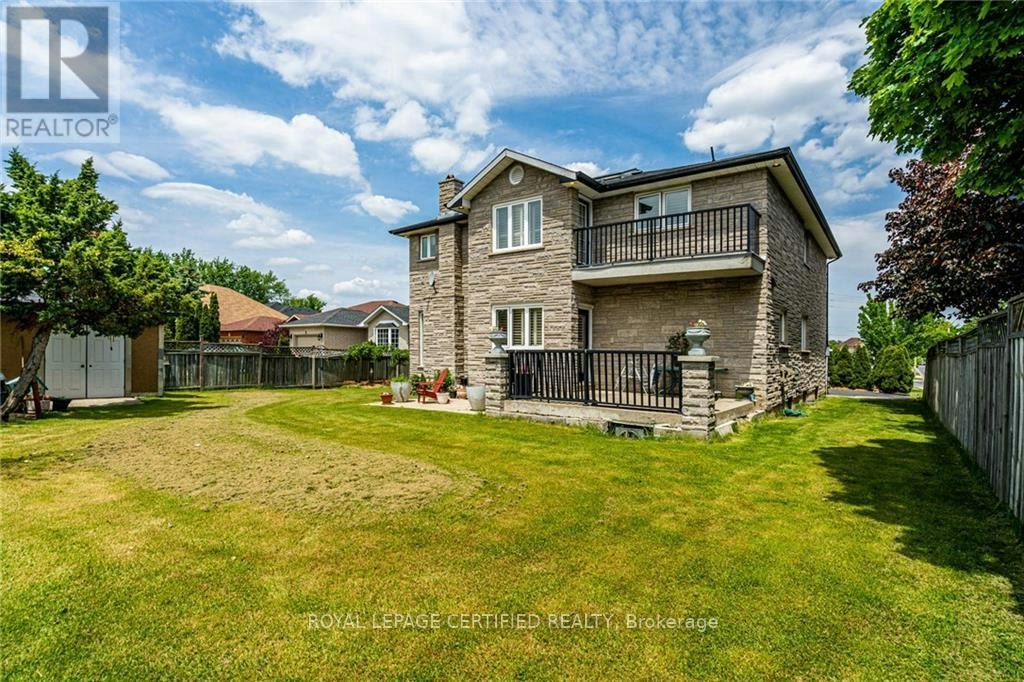 UPPER-1210 Upper Paradise Road, Hamilton, ON, L9B 2N9 - 17