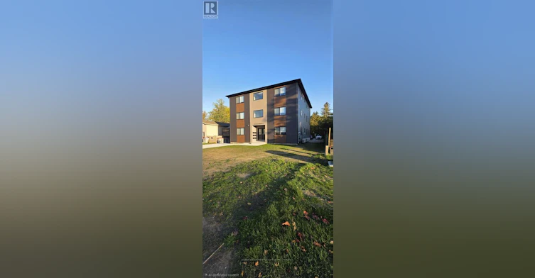 1-118 Scott Street, Strathroy, ON, N7G 1K3