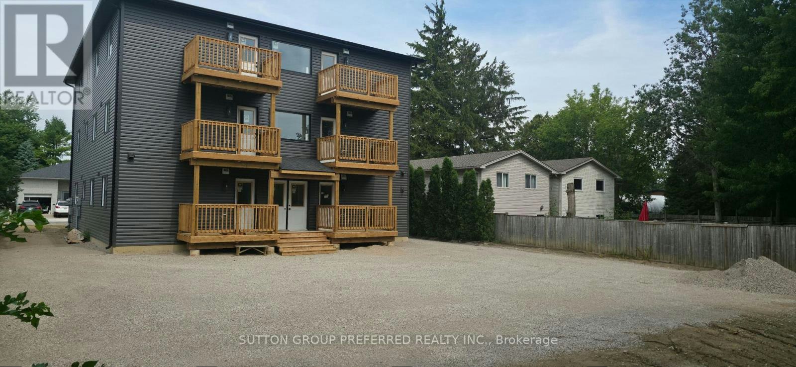 4-118 Scott Street, Strathroy, ON, N7G 1K3 - 18
