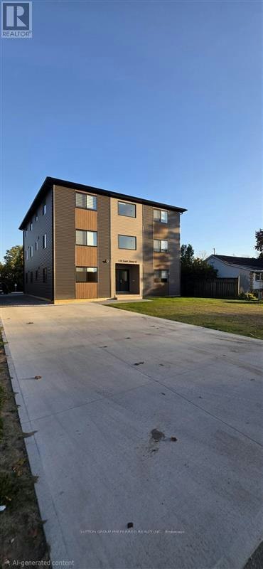 4-118 Scott Street, Strathroy, ON, N7G 1K3 - 2