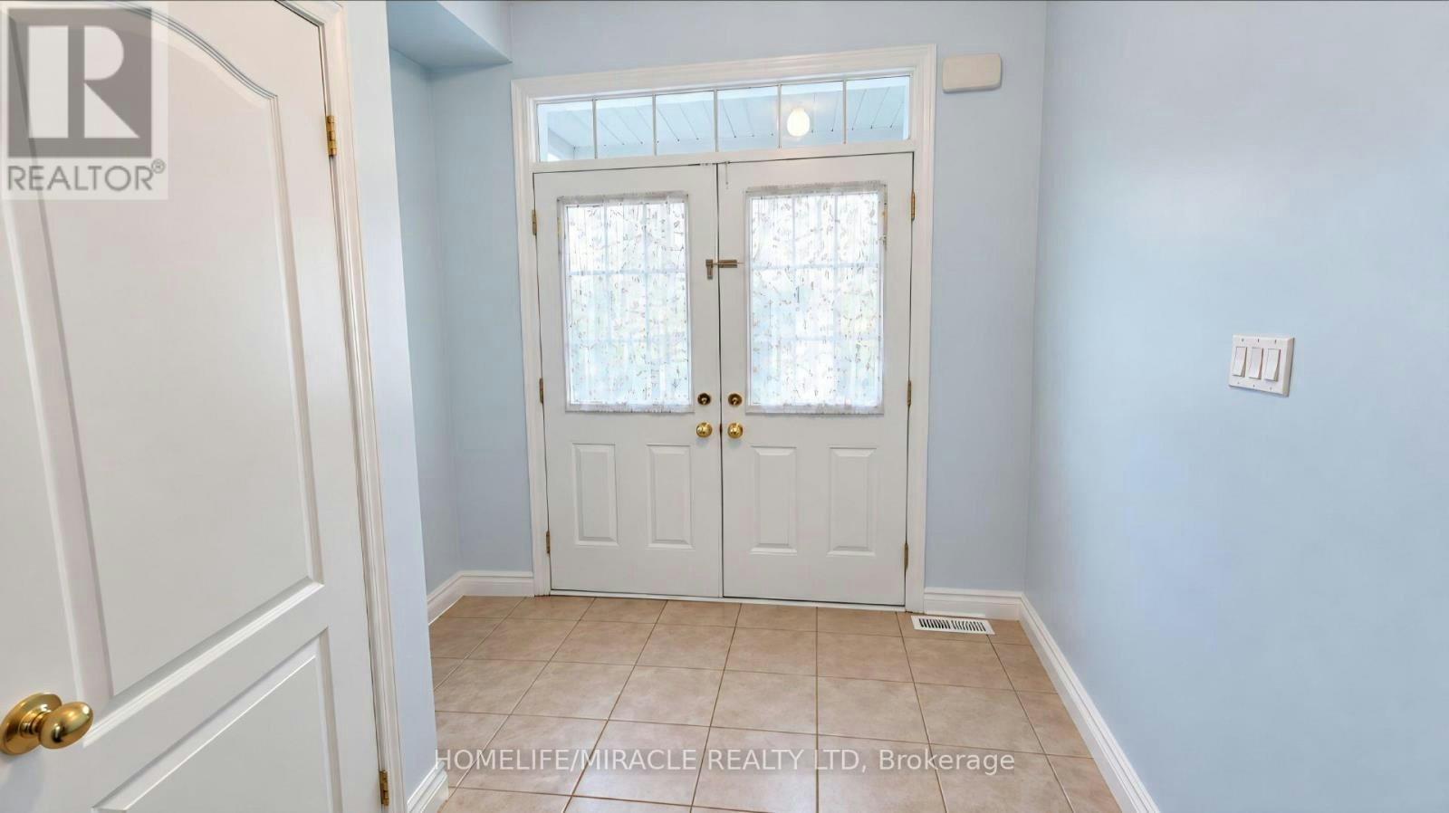 3 Addiscott Street, Brampton, ON, L6R 0W1 - 4
