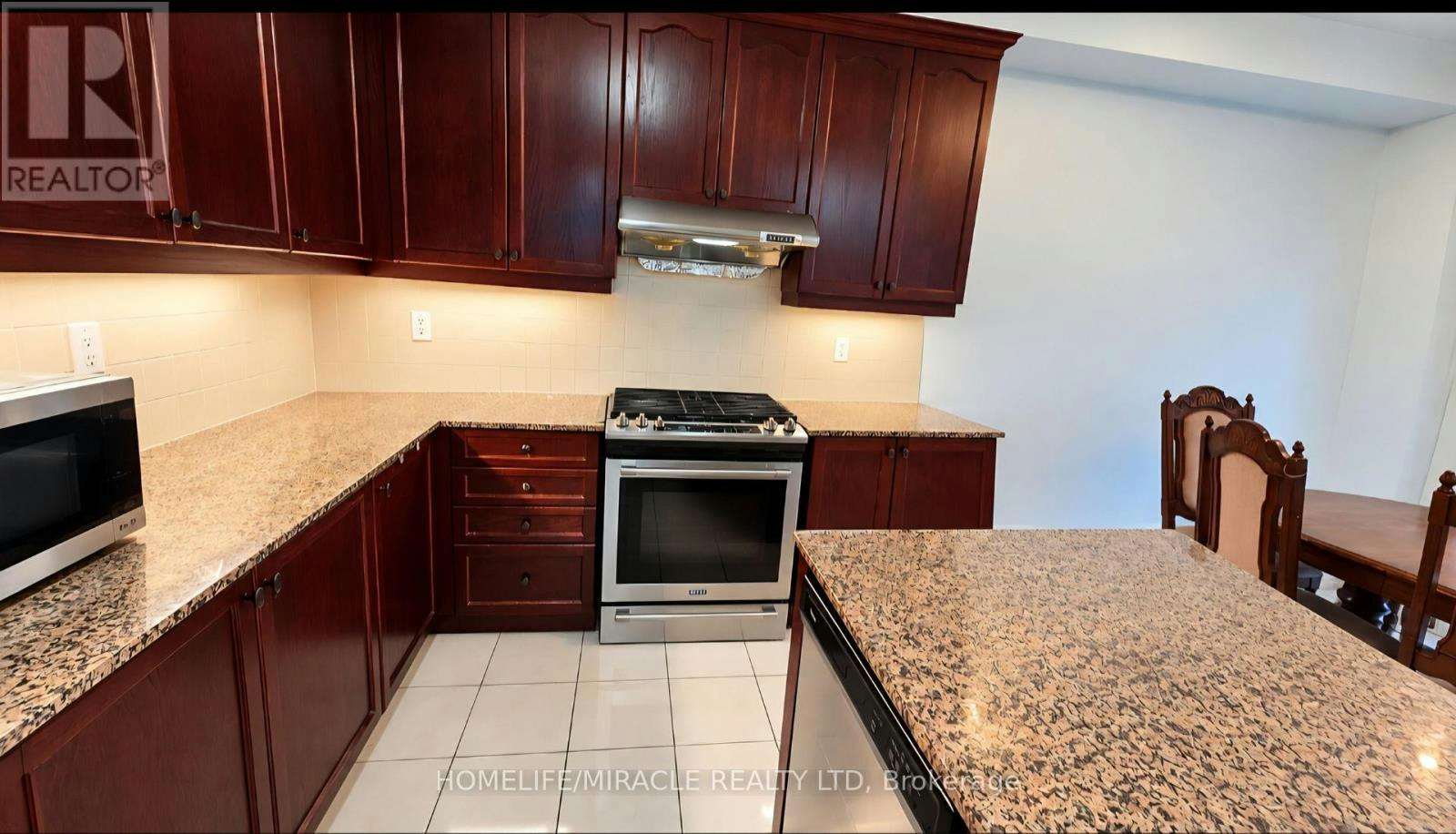 3 Addiscott Street, Brampton, ON, L6R 0W1 - 8