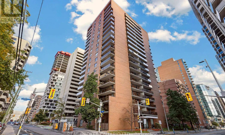 1601-475 Laurier Avenue W