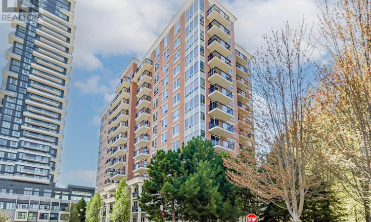 202-1103 Leslie Street