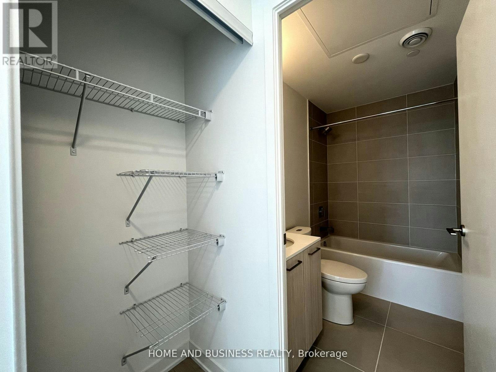 2304-65 Mutual Street, Toronto, ON, M5B 0E5 - 11