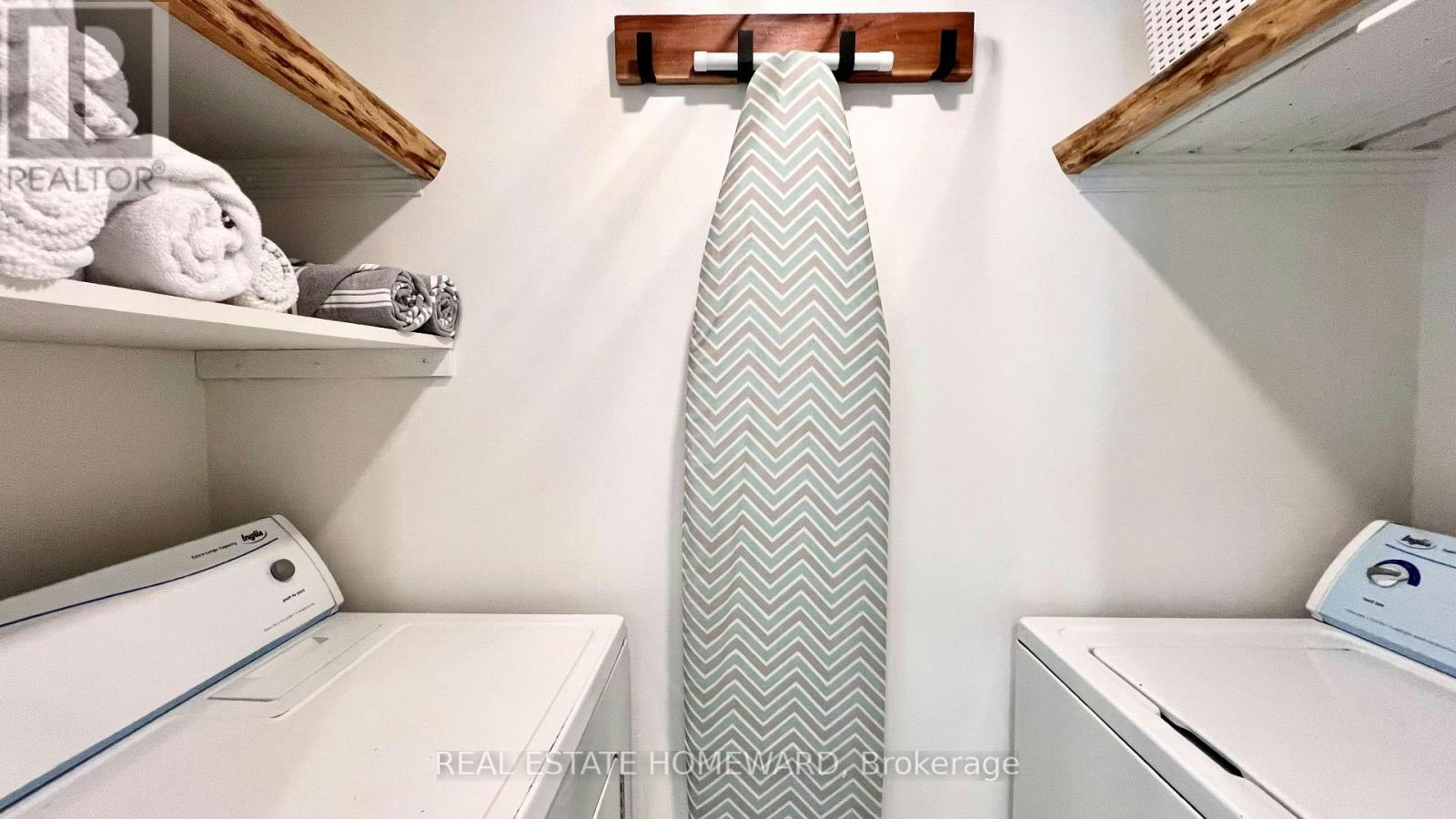 1233 Dundas Street E, Toronto, ON, M4M 1S4 - 20