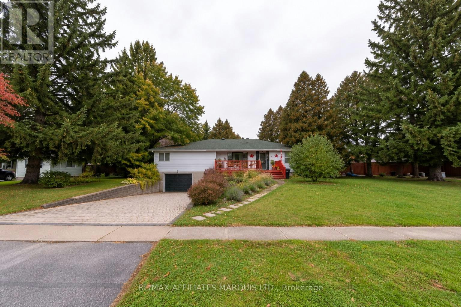 60 Maple Street, South Stormont, ON, K0C 1M0