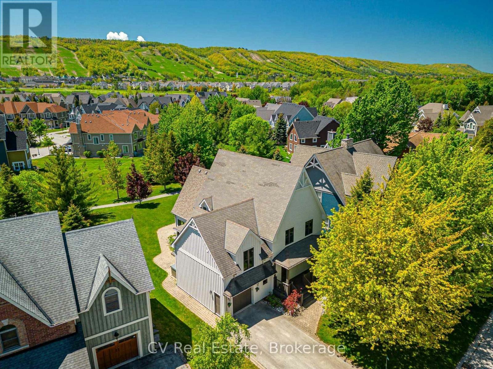 159 Snowbridge Way, Blue Mountains, ON, L9Y 0V1