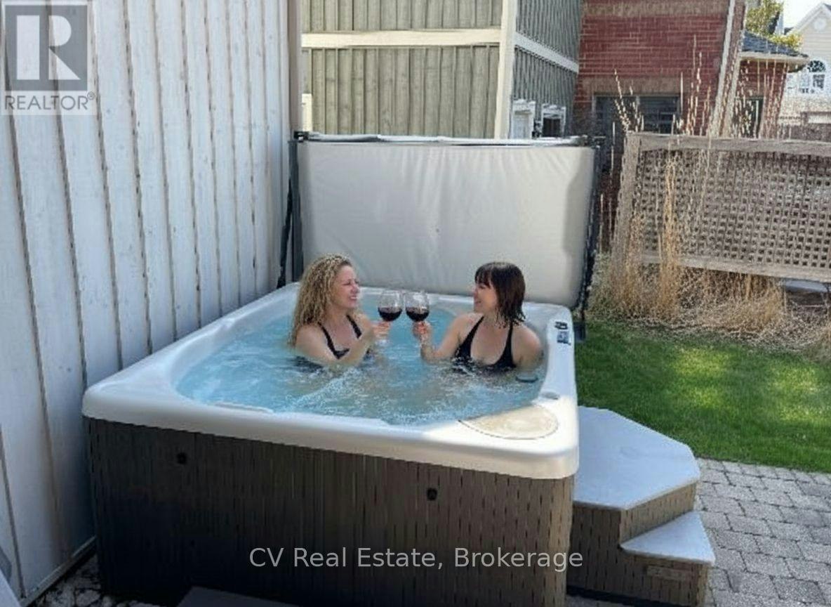159 Snowbridge Way, Blue Mountains, ON, L9Y 0V1 - 23