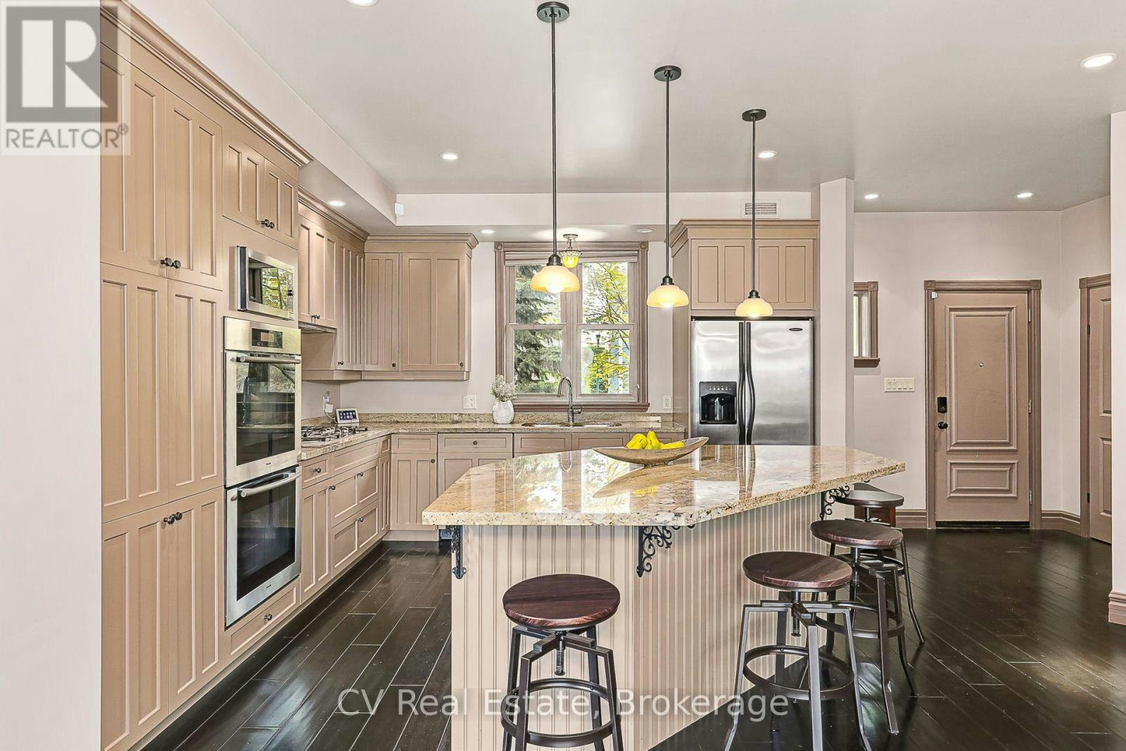 159 Snowbridge Way, Blue Mountains, ON, L9Y 0V1 - 10