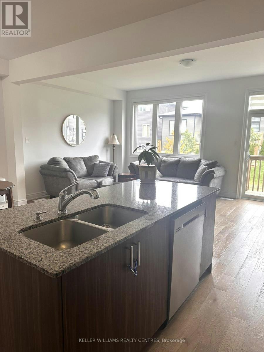 44 Eberhardt Drive, Wasaga Beach, ON, L9Z 0K5 - 9
