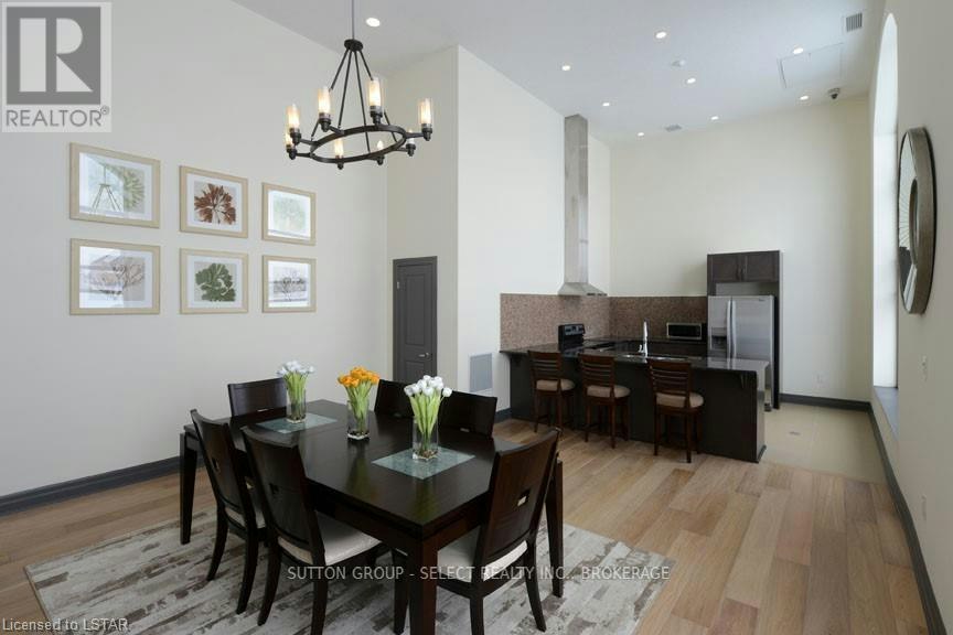 802-260 Villagewalk Boulevard, London, ON, N5X 0A6 - 5