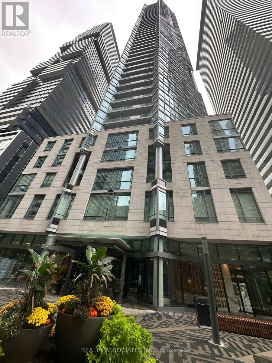 2011-45 Charles Street E, Toronto, ON, M4Y 1S2