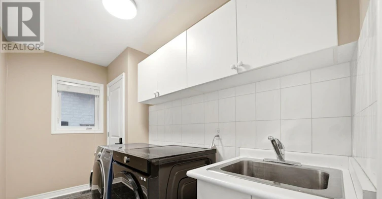 16 St Michele Place, Vaughan, ON, L4H 1H3 - 16