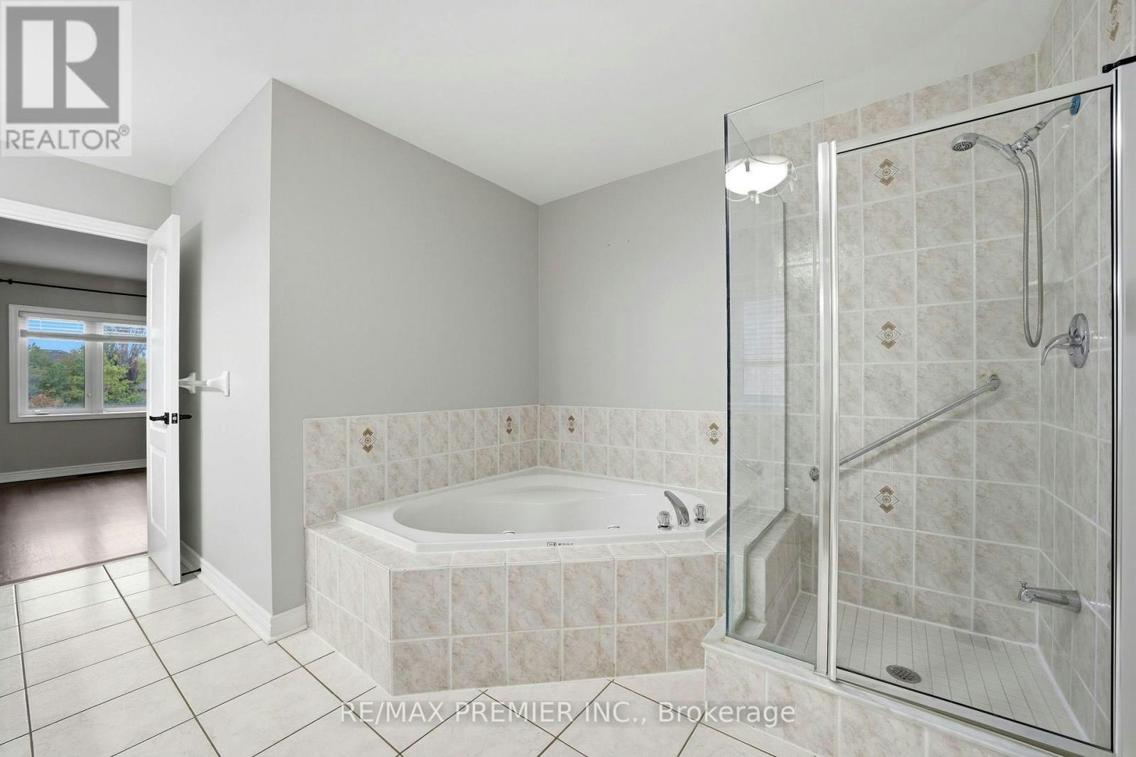 16 St Michele Place, Vaughan, ON, L4H 1H3 - 29