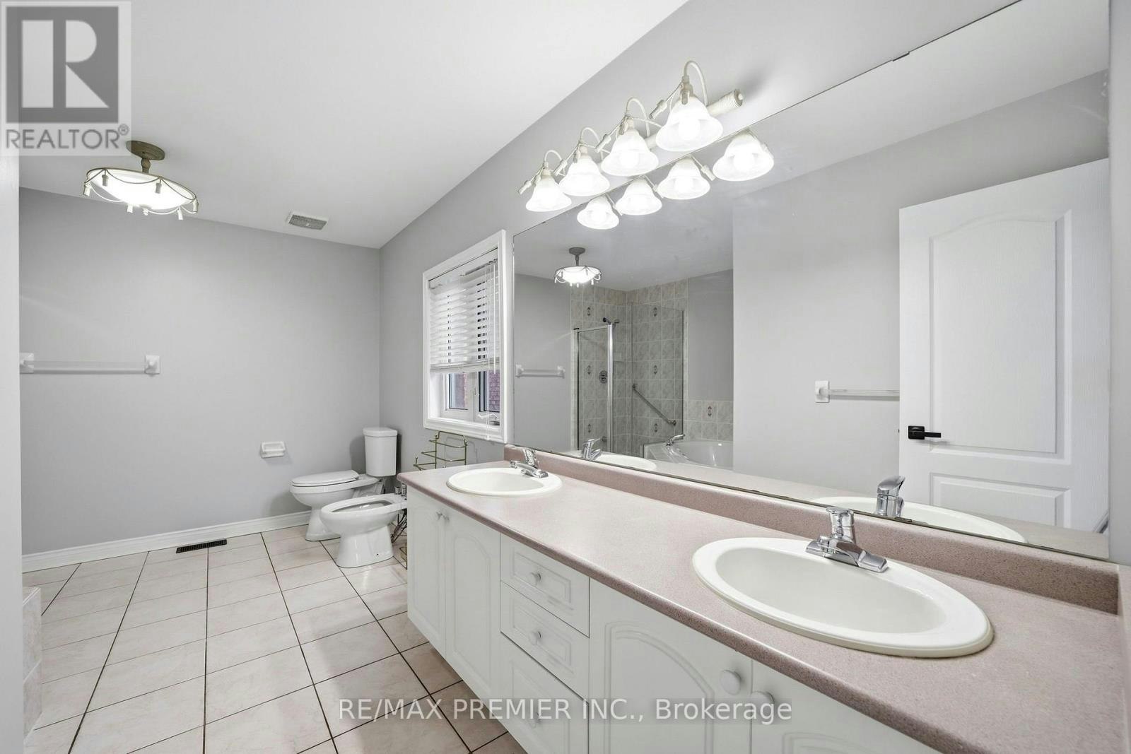 16 St Michele Place, Vaughan, ON, L4H 1H3 - 28