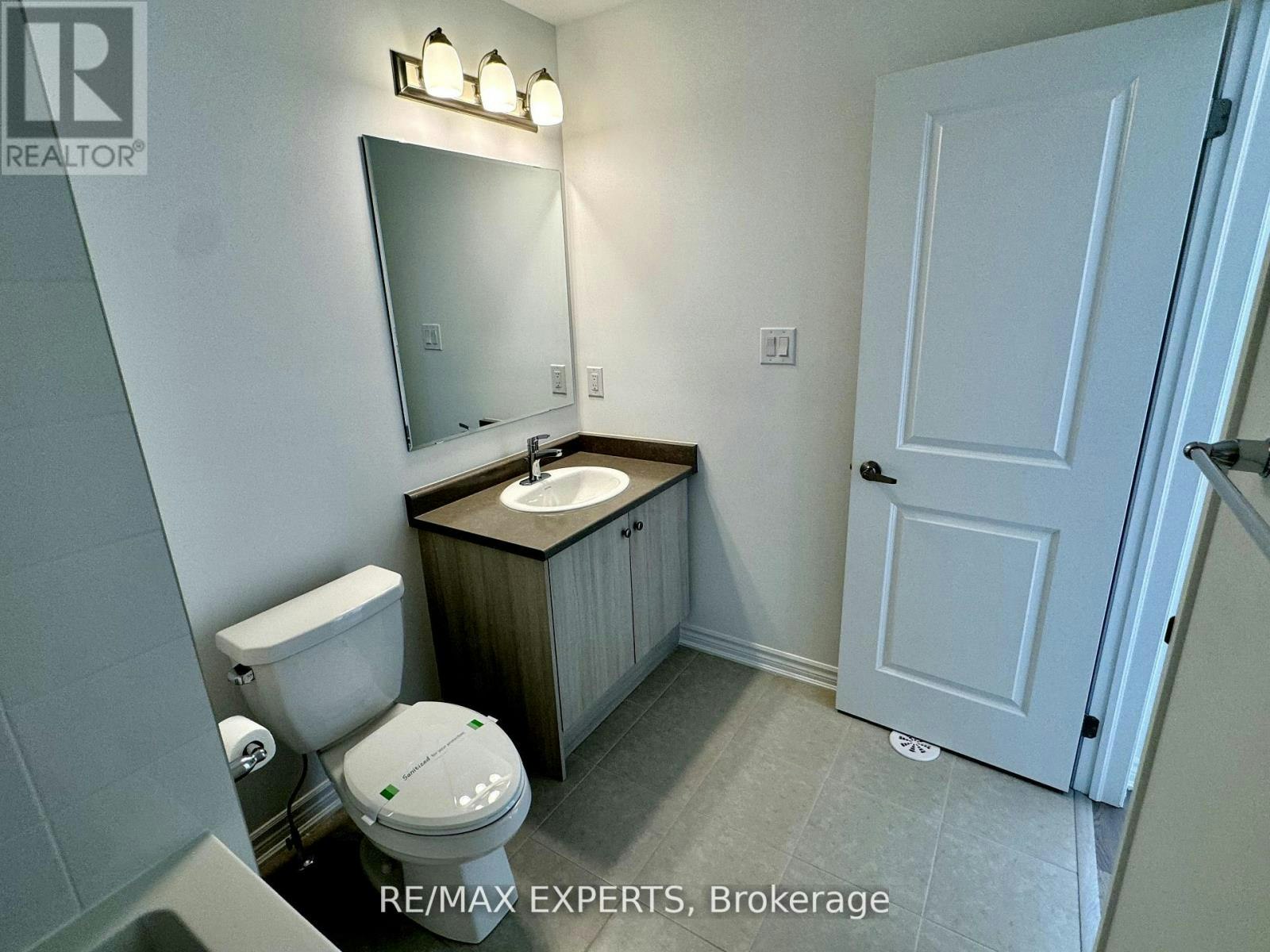 17 Pearen Lane, Barrie, ON, L9J 0G5 - 11