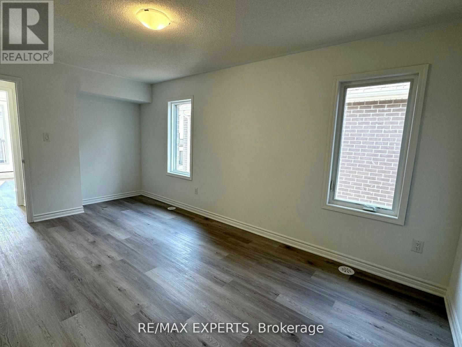 17 Pearen Lane, Barrie, ON, L9J 0G5 - 16