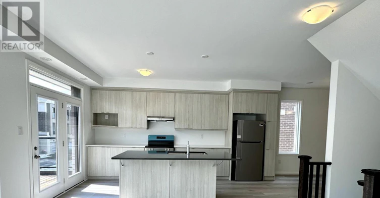 17 Pearen Lane, Barrie, ON, L9J 0G5 - 7